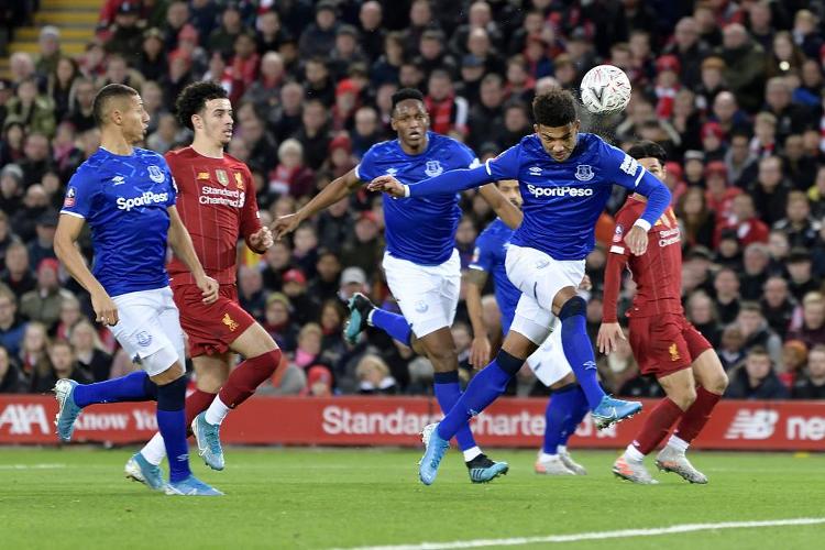 夜班出租车司机的故事 恐怖游戏《Silent Road》公布