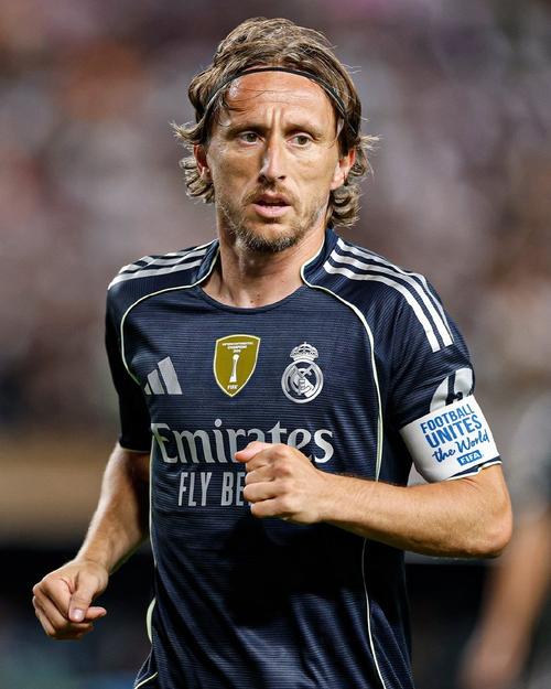 [中超]上海海港主场获胜取得两连胜