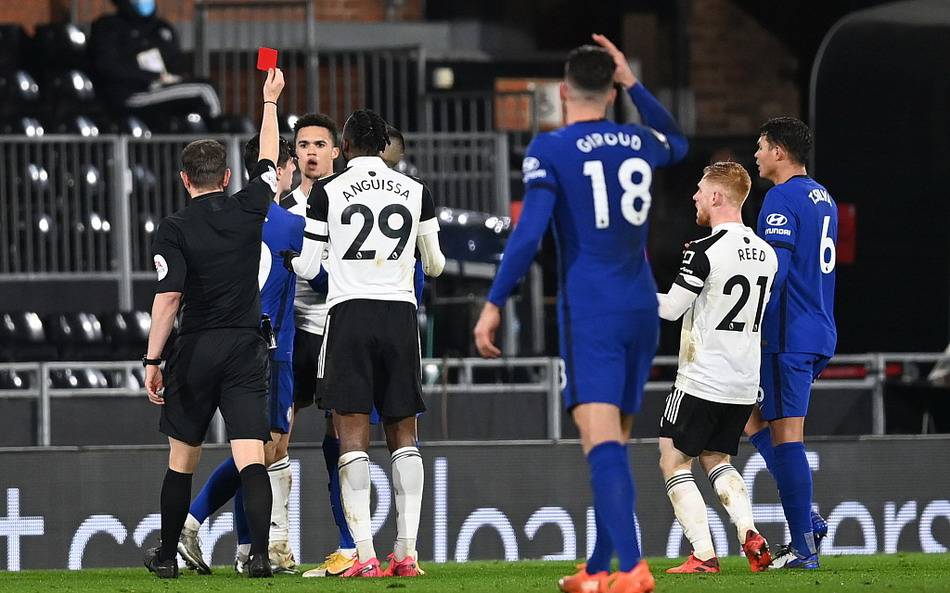 凯尔特人杰伦·布朗因辱骂裁判被罚款35000美元，罚款如愿以偿